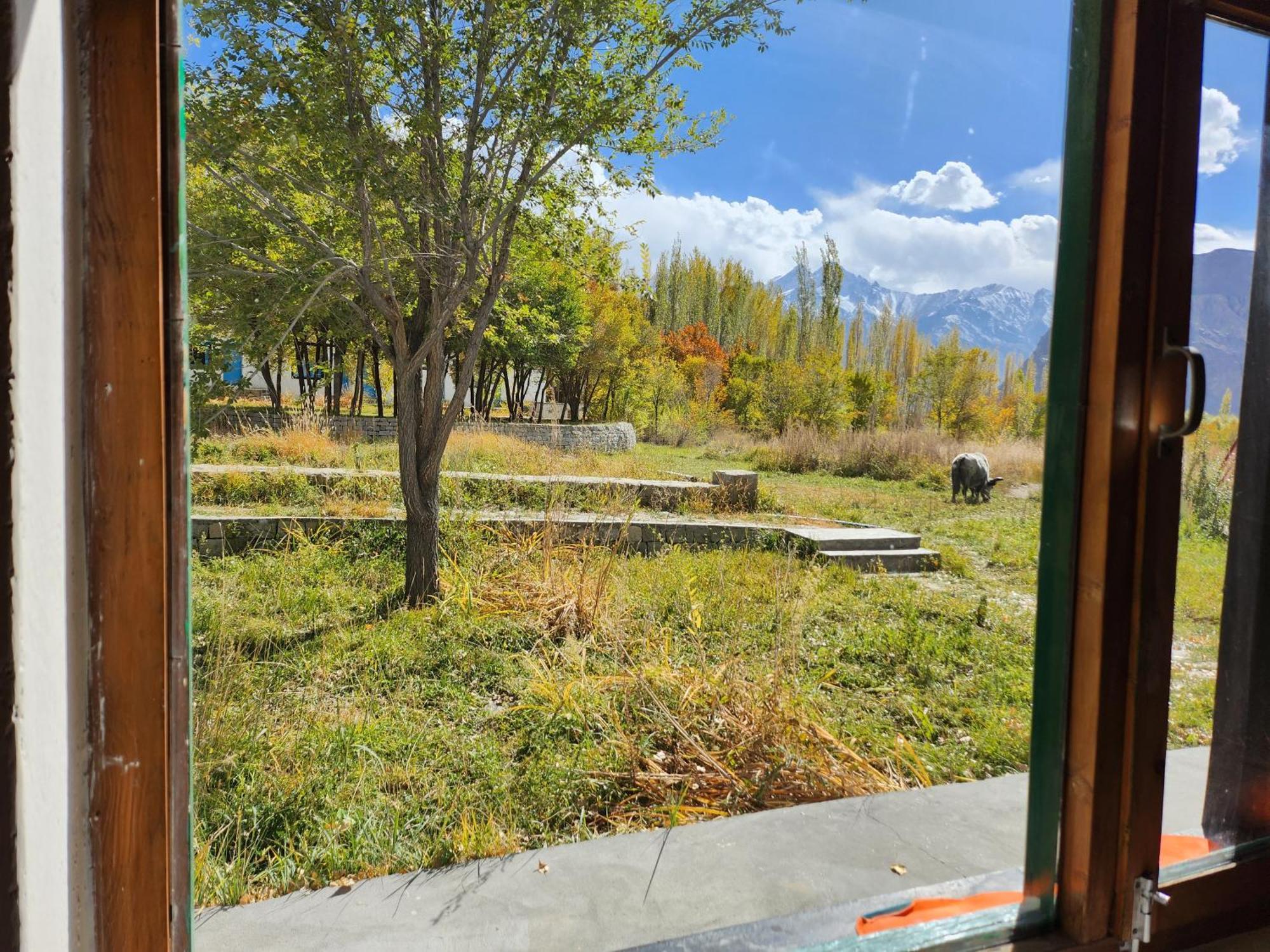 Lharimo Hotel Leh - Ladakh Екстер'єр фото